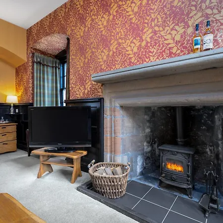 Dornoch Castle Hotel-3