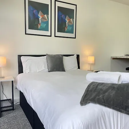 4 Bedroom 2 Bathroom Shared House - Near Bhx And Nec-2