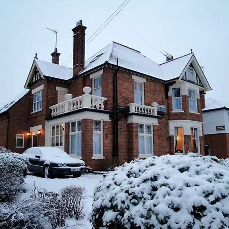 Fairlawns Guest House-3