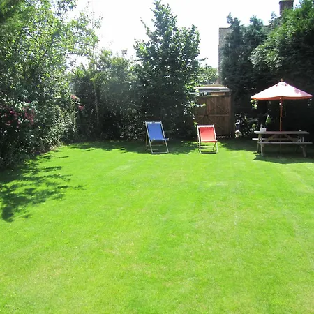 Leverton House-3