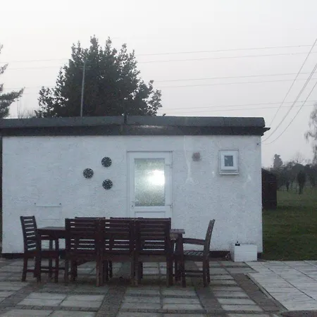 London Heathrow Guesthouse-2