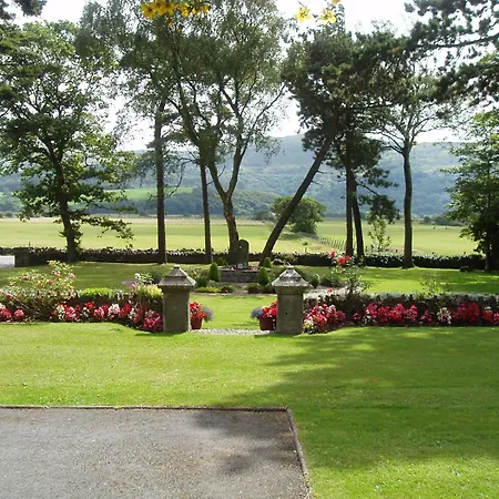 Gwrach Ynys Country Guest House-3