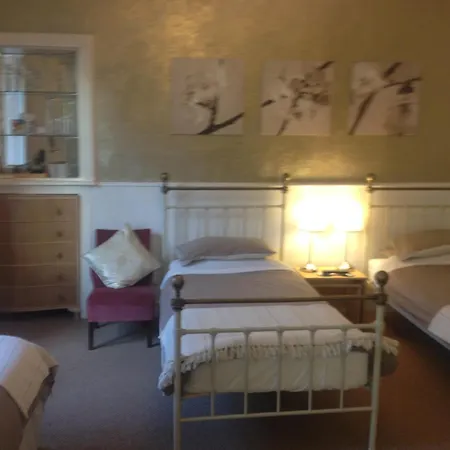 Cameron Guest House-3