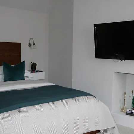 Belgravia Apartments-2