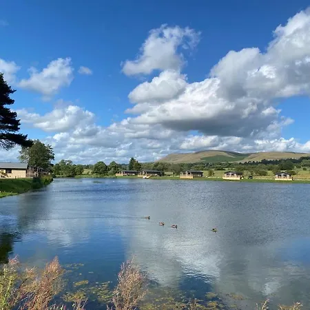 16 Lake View, Pendle View Holiday Park, Clitheroe-2