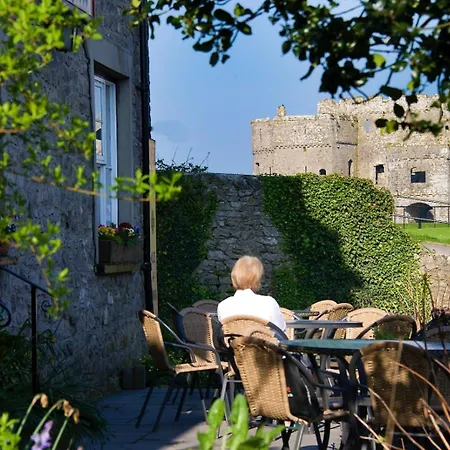 Carew Inn-3