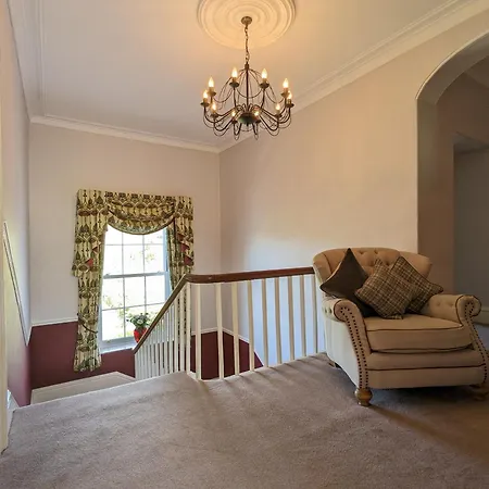 Llys Aeron "The Little Hotel"-3