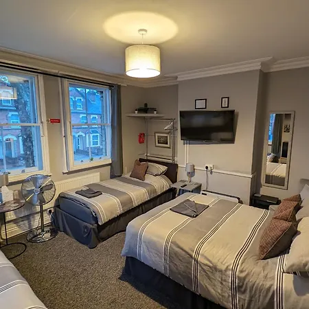Caversham Lodge-3