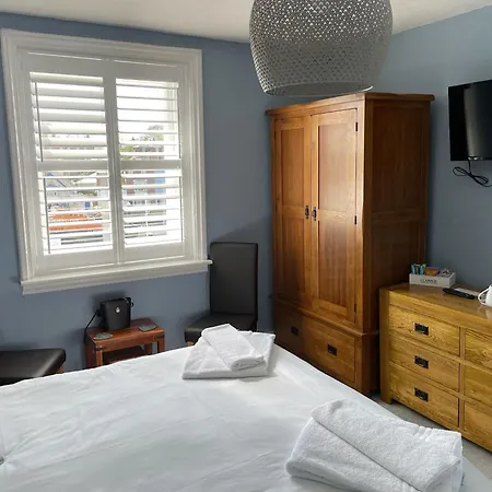 Lantana Guest House-2
