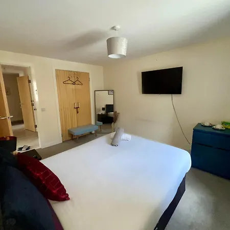 Pretty Room In The Heart Of Edinburgh-2
