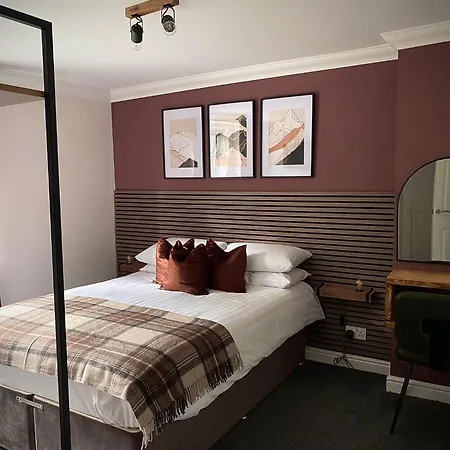 Lochside Guest House-3