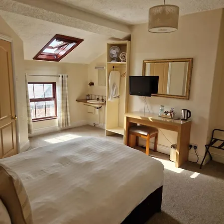 Glen Garth Guest House-3
