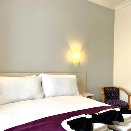 The Durley Grange-3