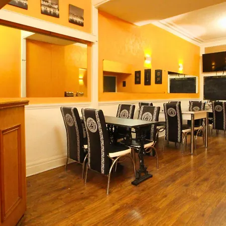 Oyo Abbey Lodge Hotel-2