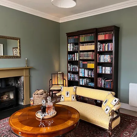 The Farmhouse B&B-2