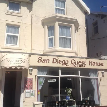 San Diego Guest House - Near Pleasure Beach-3