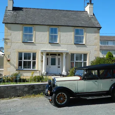 Taldrwst Farmhouse-2