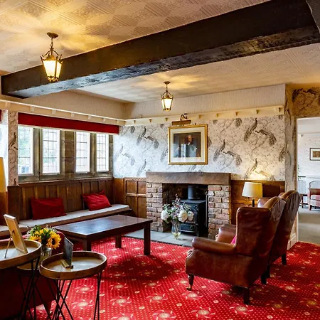 Mallyan Spout Hotel-3