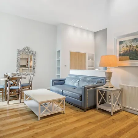Princes Street Suites-3