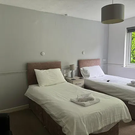 Cottage Court Hotel-3