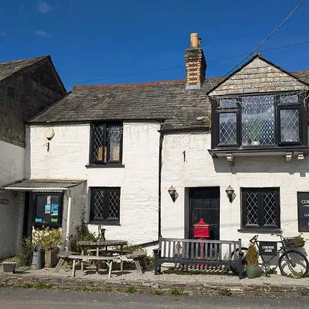 The Cornish Arms Inn-3