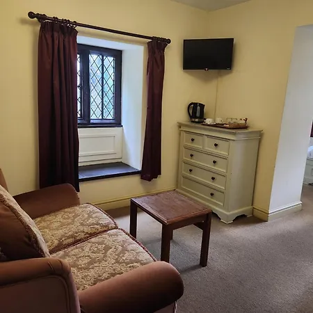 Langley Inn-2