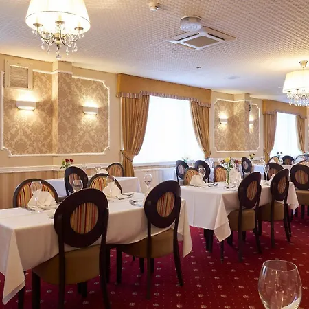 Kingston Theatre Hotel-3