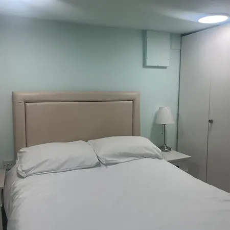 Addison B&B-2