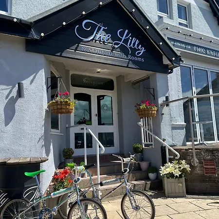 The Lilly Restaurant With Rooms-3