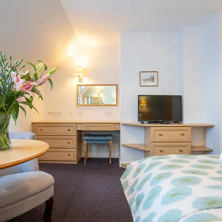 Marlborough House - Guest House-2