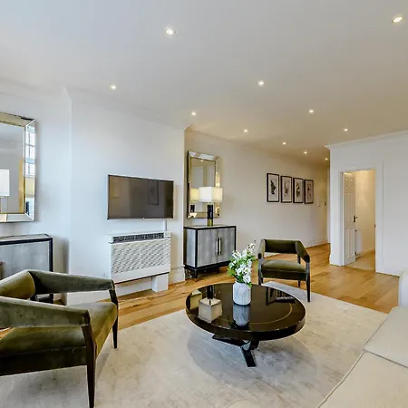 Strathmore Court Apartments-3
