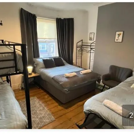 Rooms Anfield- 5 Mins From Lfc-3