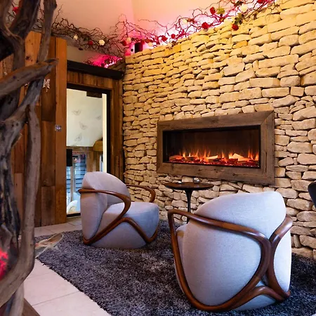 Quob Park Old House Hotel & Spa-3