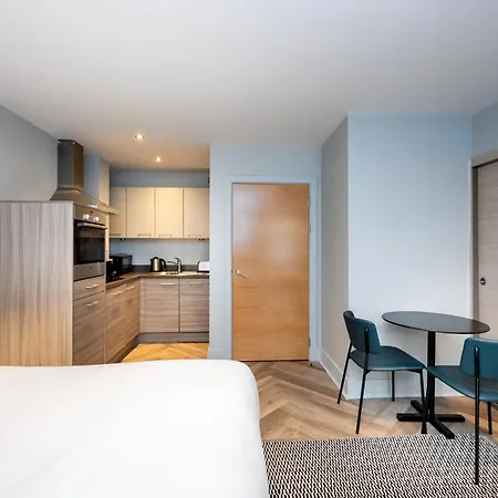 Staycity Aparthotels Edinburgh West End-2
