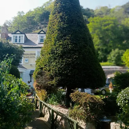 Bron Orme Private Hotel-3
