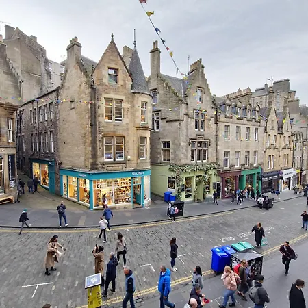 Edinburgh Backpackers - Over 18S Only-3