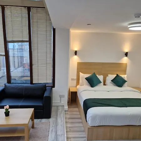 Crown House-3