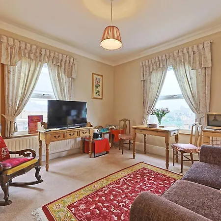 Sunny Bank Guest House-2