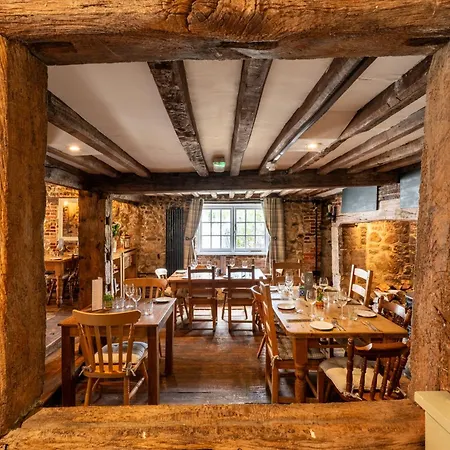 The White Horse, Rogate-3