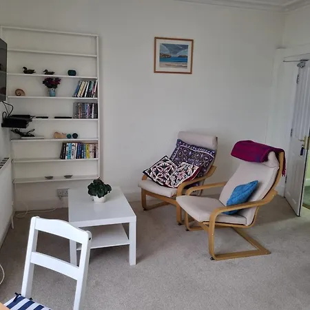 Seaspray Guest House-3