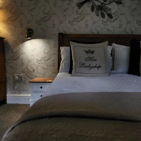 Mulgrave Country Cottage-3