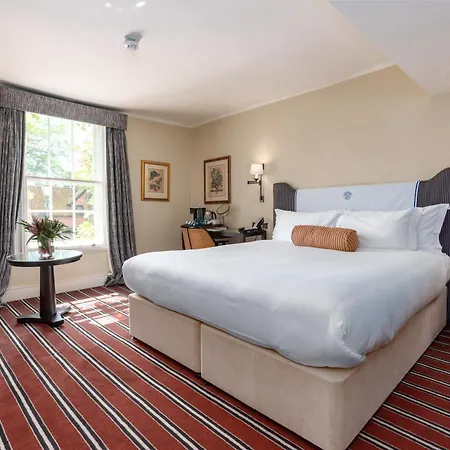 The Relais Henley-3