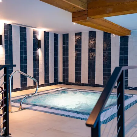 Solent Hotel And Spa-3
