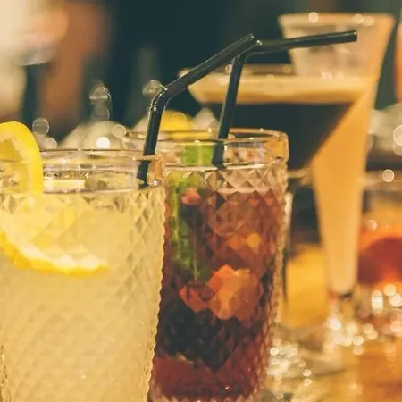 The Plume Of Feathers-2