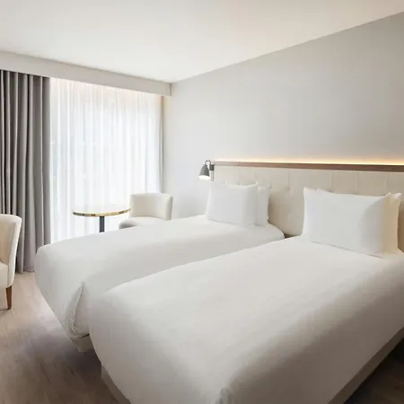 Ac Hotel By Marriott Glasgow-2