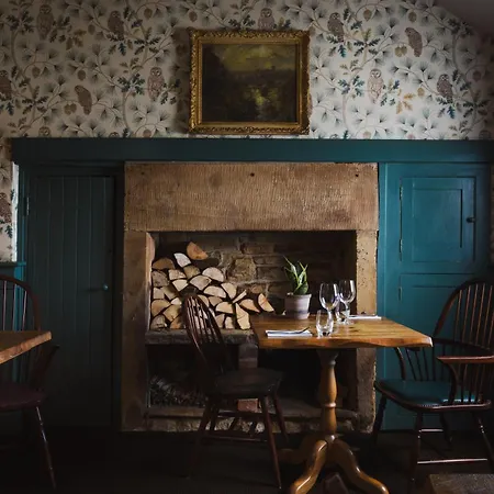 The Pilsley Inn At Chatsworth-3
