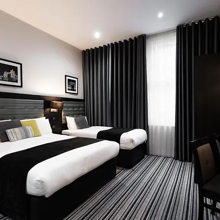 The W14 Kensington-3