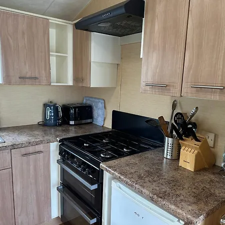 Newquay Bay Porth Caravan - 8 Berth-3