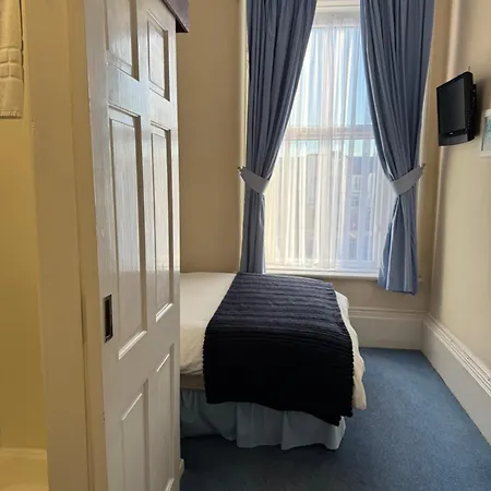 Marlow Lodge-3