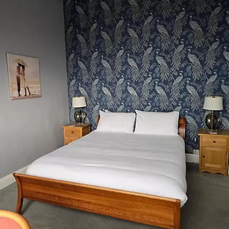Bluebells Guest House-2